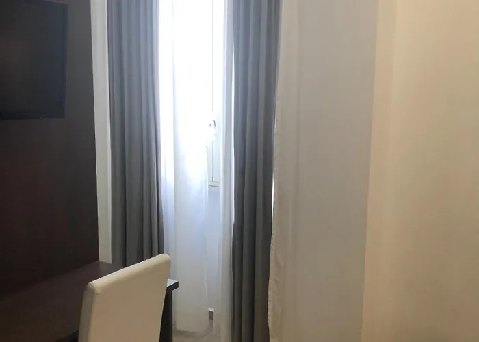 Guest house Maison Maneli 4*