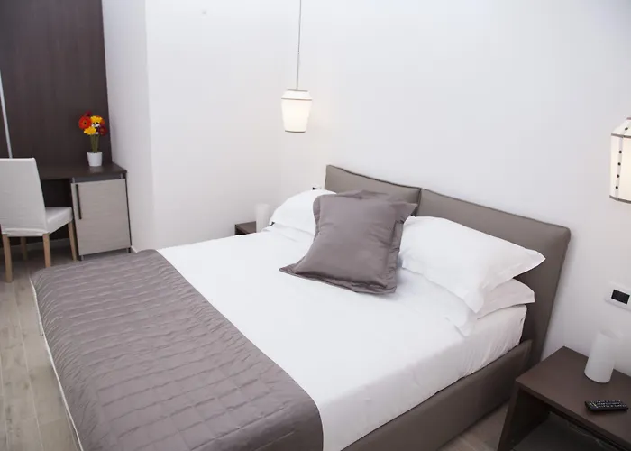 Guest house Maison Maneli 4*