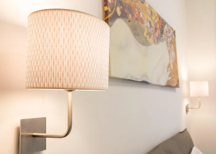 Maison Maneli Rome