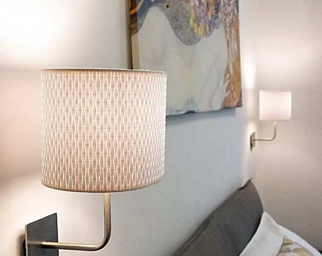 Guest house Maison Maneli 4*